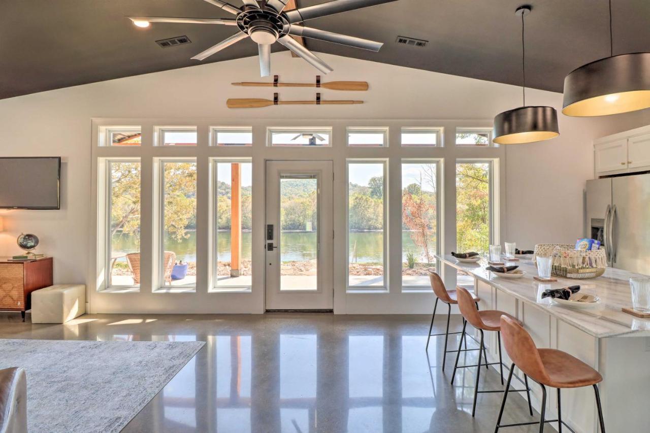 Modern Norfork House With Patio On White River! Exterior photo
