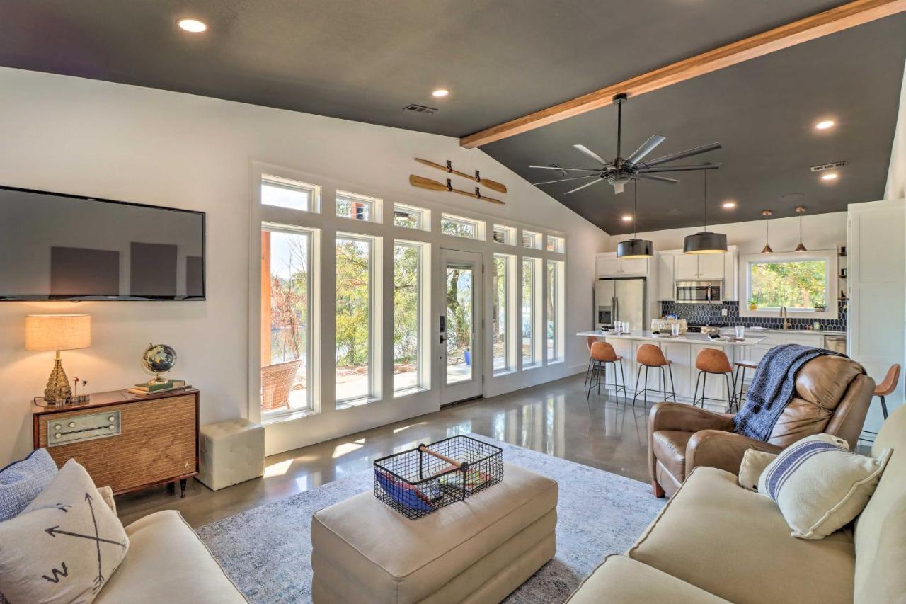 Modern Norfork House With Patio On White River! Exterior photo